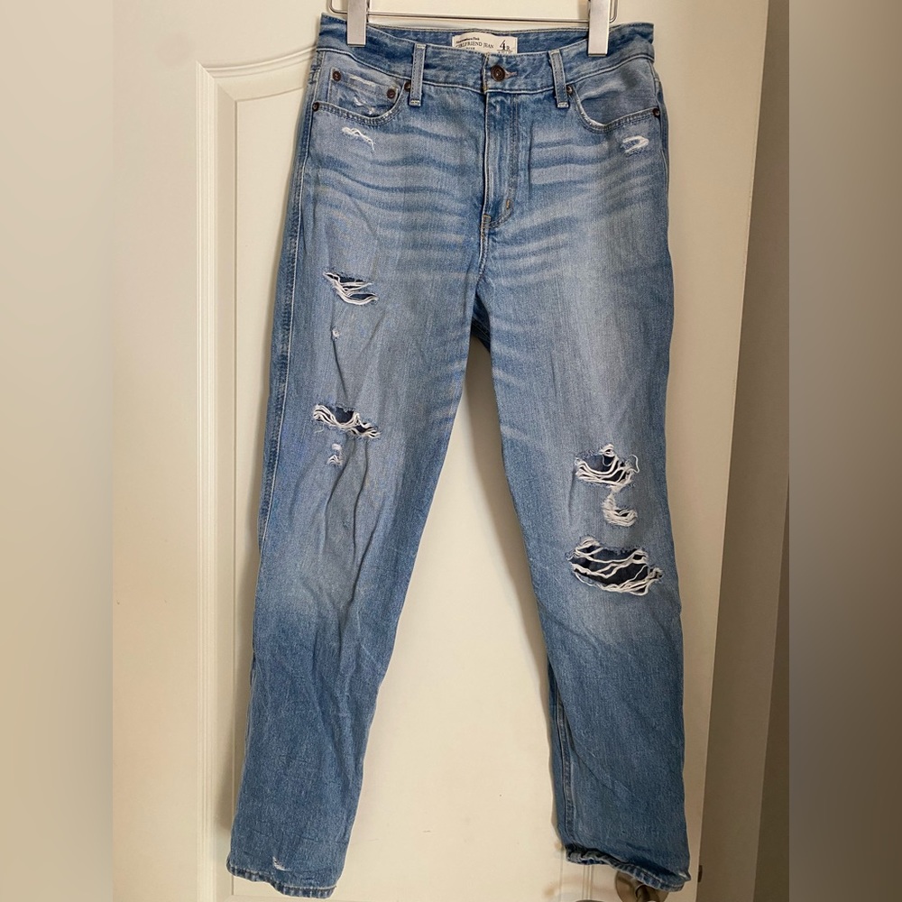 Size 27/4, Abercrombie girlfriend high rise jeans